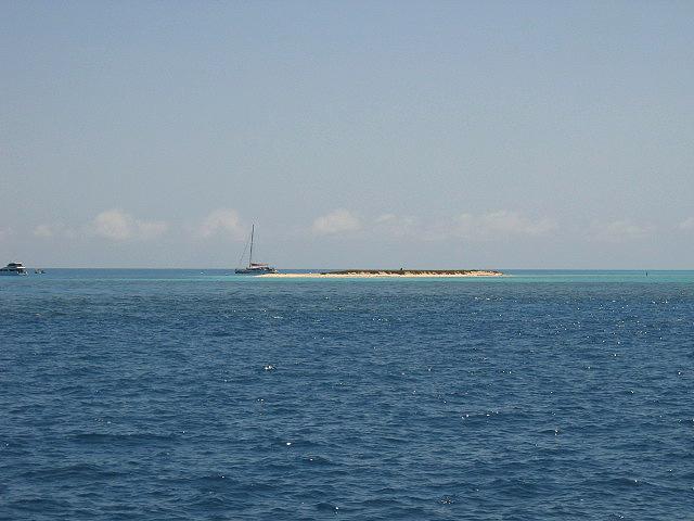 A 357 Cairns - Michaelmas Cay.jpg